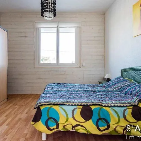3 Pieces Climatise Au 1er Etage, Pres Du Marche A Marseillan-plage - Fr-1-326-659 马瑟伊兰