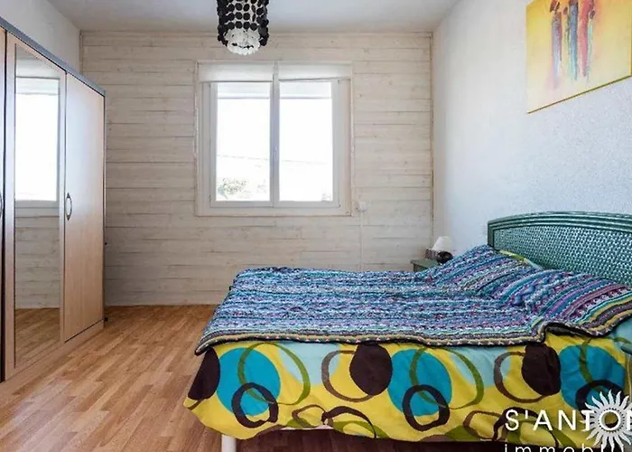 3 Pieces Climatise Au 1er Etage, Pres Du Marche A Marseillan-plage - Fr-1-326-659 Marseillan