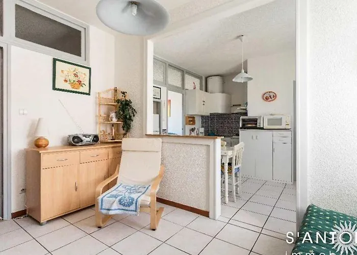 3 Pieces Climatise Au 1er Etage, Pres Du Marche A Marseillan-plage - Fr-1-326-659 Marseillan